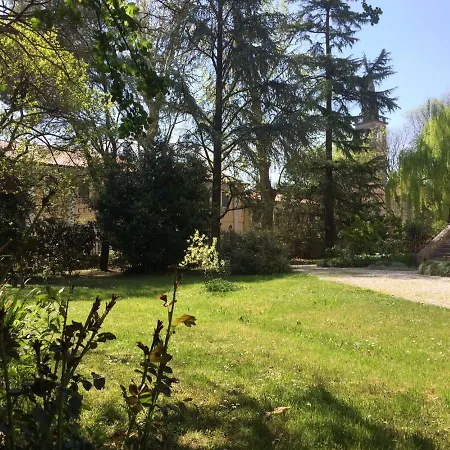 Adelaide Villa